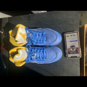 Jordan 5 Laney (Sz 10)